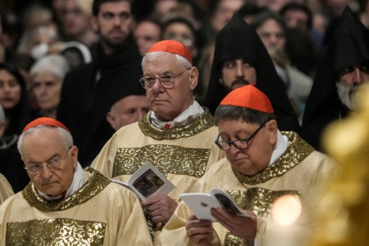 助手在教皇本笃逝世周年纪念日表示教皇本笃会禁止同性祝福
