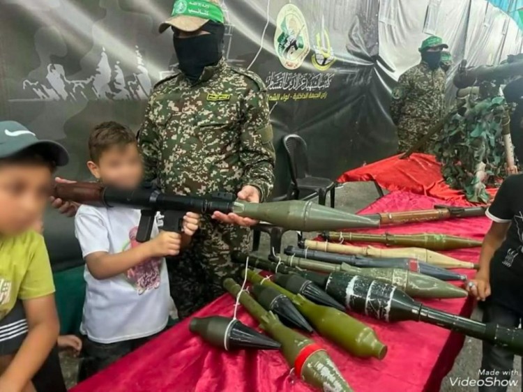 [卡尔]以色列称哈马斯将 170 名儿童部署到前线，而恐怖分子则躲在避难所